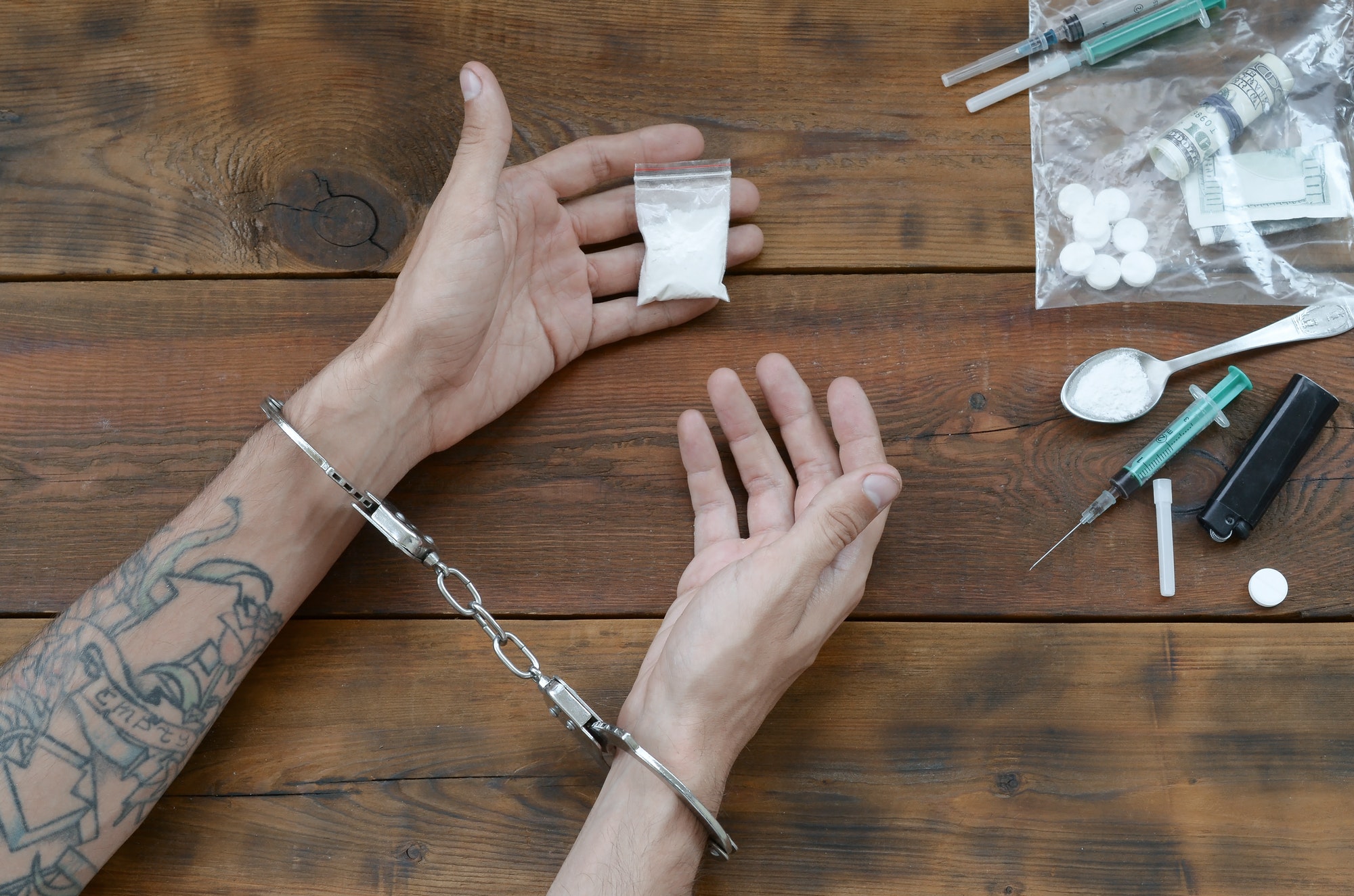 Drug traffickers were arrested along with their heroin